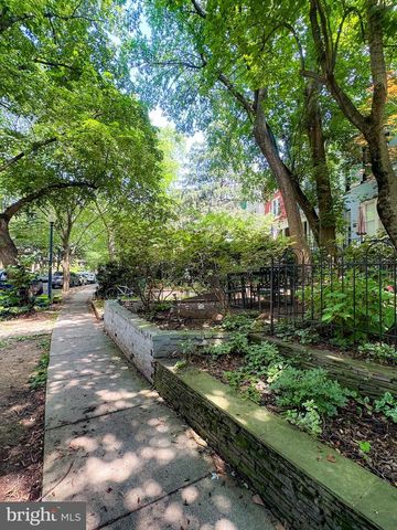 1866 INGLESIDE TERRACE, Washington, DC 20010