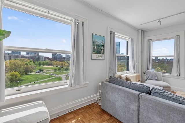48 Beacon St 9F, Boston, MA 02108