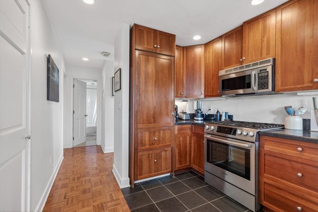 48 Beacon St 9F, Boston, MA 02108