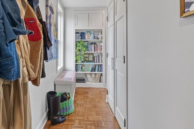48 Beacon St 9F, Boston, MA 02108