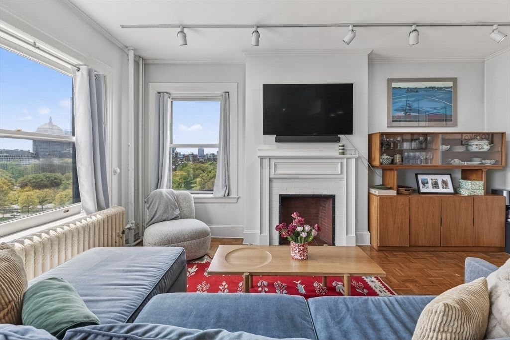 48 Beacon St 9F, Boston, MA 02108