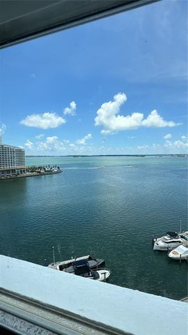905 Brickell Bay Dr 1530, Miami, FL 33131