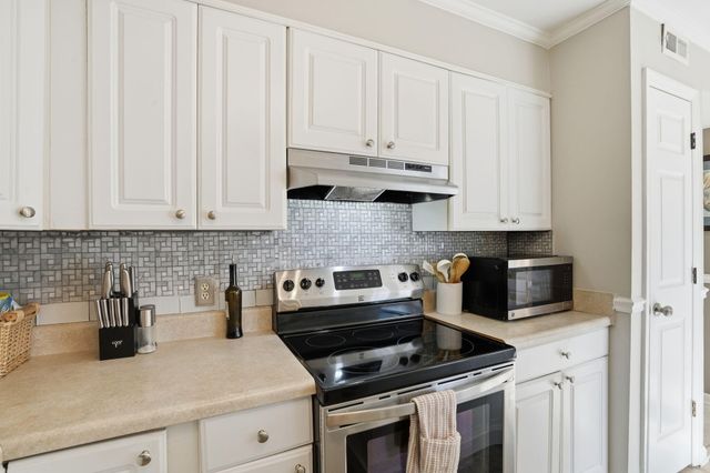 7879 Sandida Court, North Charleston, SC 29418