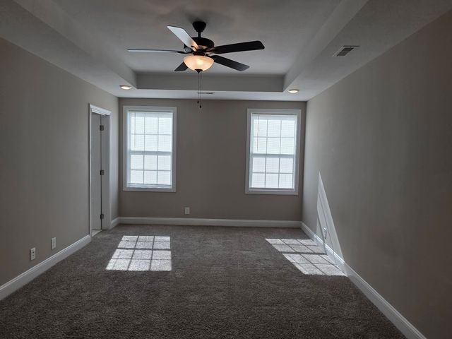 767 Lillian Grace Dr, Clarksville, TN 37043