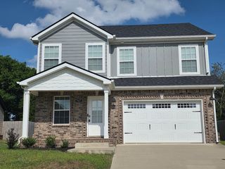 767 Lillian Grace Dr, Clarksville, TN 37043