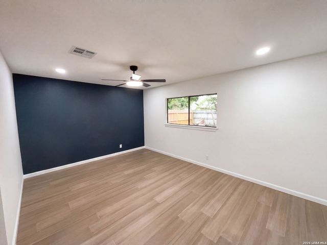 6718 SPRING HAVEN ST, San Antonio, TX 78249