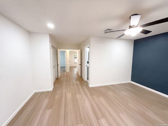 6718 SPRING HAVEN ST, San Antonio, TX 78249