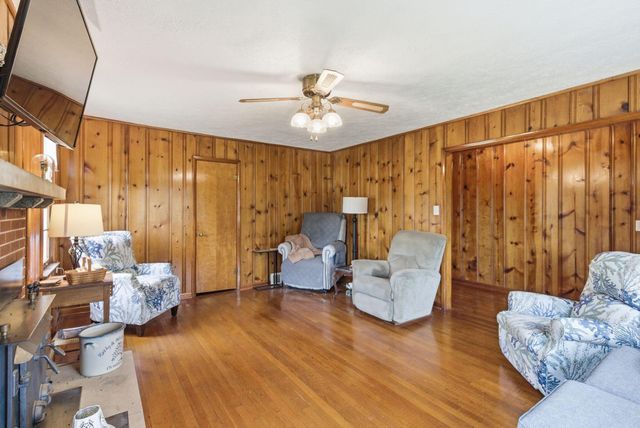 5029 S Highway 379, Jamestown, KY 42629