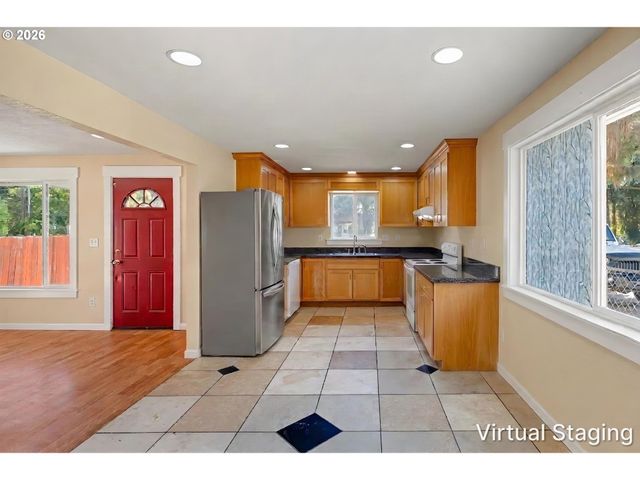 2631 EDISON St, Eugene, OR 97402