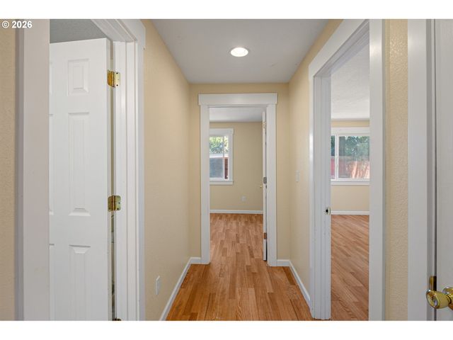 2631 EDISON St, Eugene, OR 97402