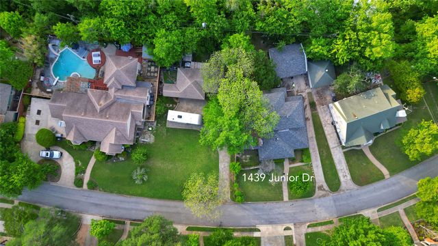 1439 Junior Drive, Dallas, TX 75208