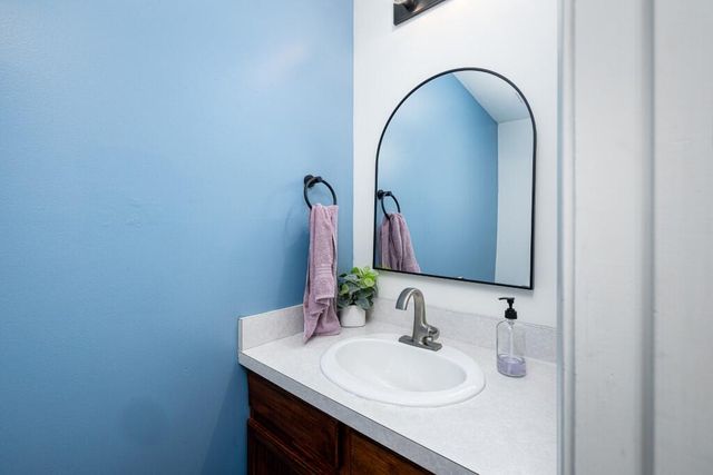 3339 Elsinore Court, Ann Arbor, MI 48105