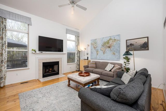 3339 Elsinore Court, Ann Arbor, MI 48105