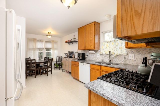 3339 Elsinore Court, Ann Arbor, MI 48105