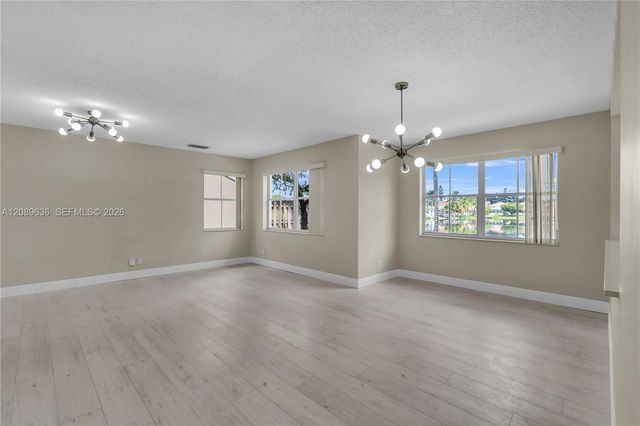8291 SW 44th Place 8291, Davie, FL 33328