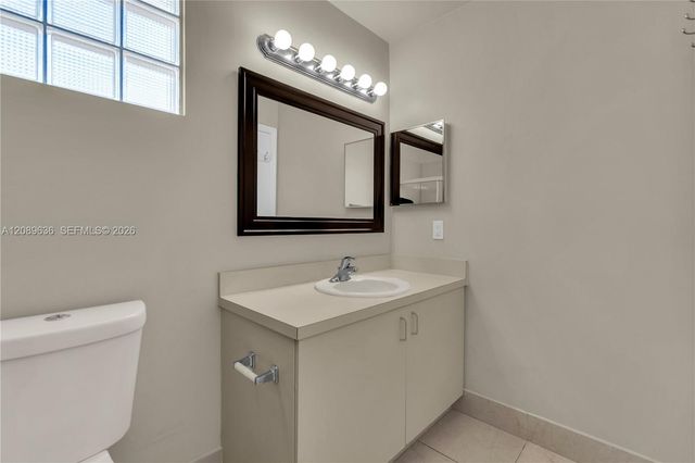 8291 SW 44th Place 8291, Davie, FL 33328
