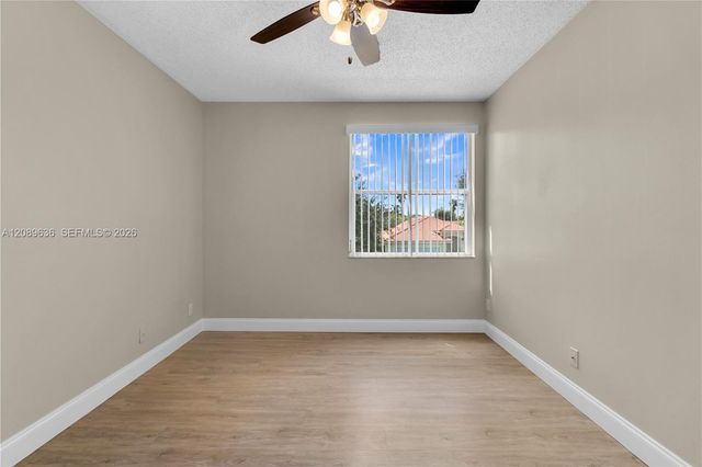 8291 SW 44th Place 8291, Davie, FL 33328