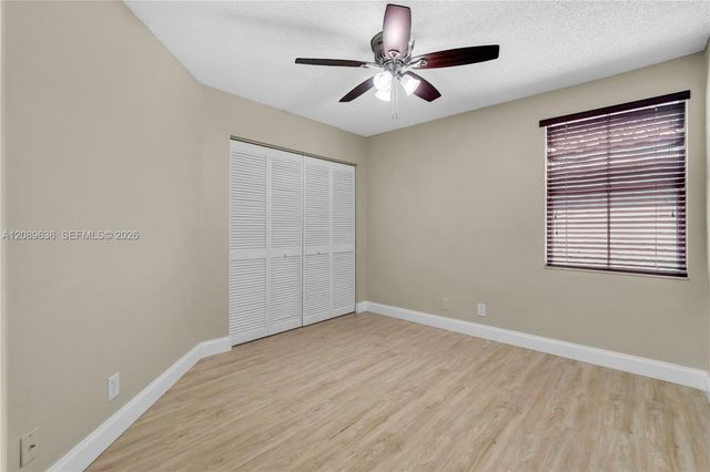 8291 SW 44th Place 8291, Davie, FL 33328