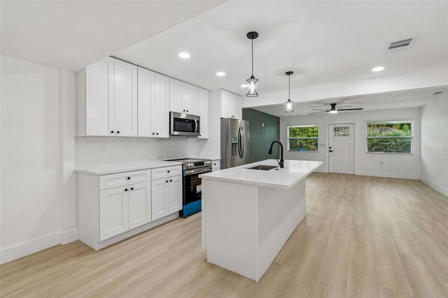 1509 15TH AVE W, Bradenton, FL 34205