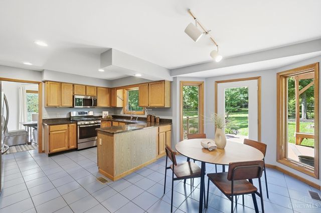 8173 Red Mill Drive, West Chester, OH 45069