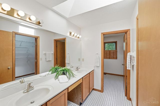 8173 Red Mill Drive, West Chester, OH 45069