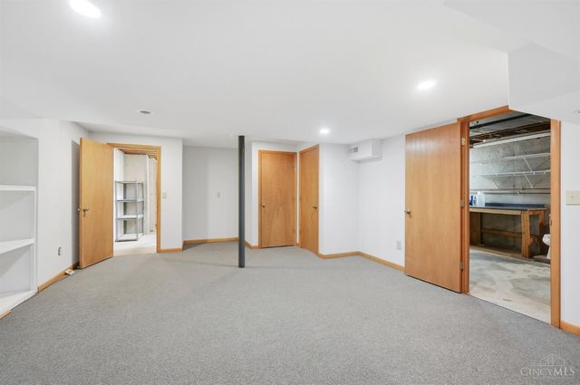 8173 Red Mill Drive, West Chester, OH 45069