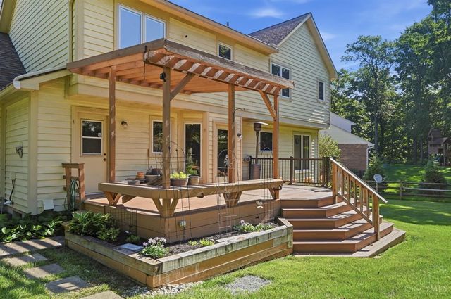 8173 Red Mill Drive, West Chester, OH 45069