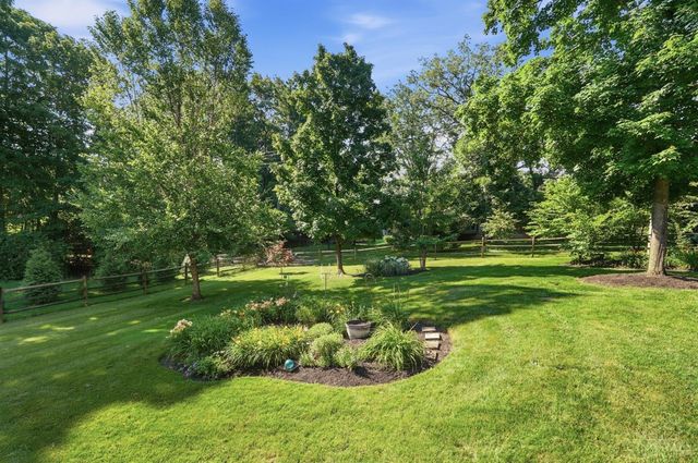 8173 Red Mill Drive, West Chester, OH 45069