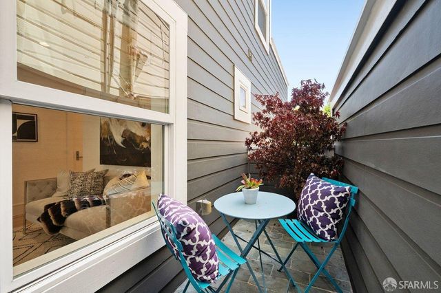 3235 17th Street, San Francisco, CA 94110