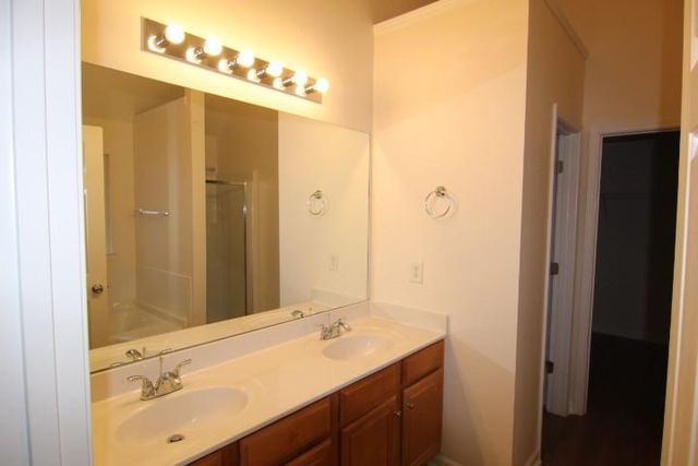 700 Moonlight Way, Suwanee, GA 30024