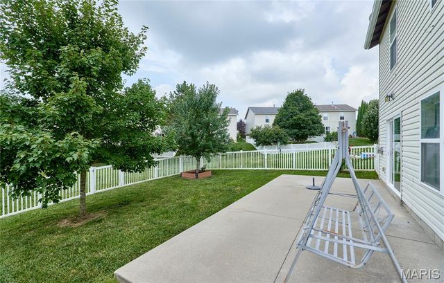 16 Ramblewood Court, Wentzville, MO 63385