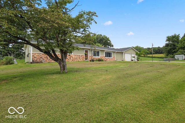 387 Center Street, Spencer, IN 47460