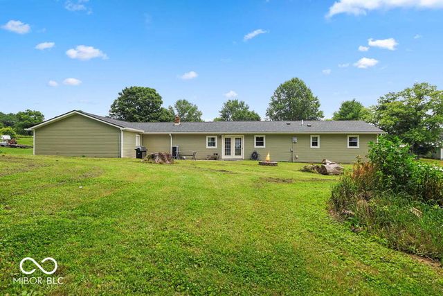 387 Center Street, Spencer, IN 47460