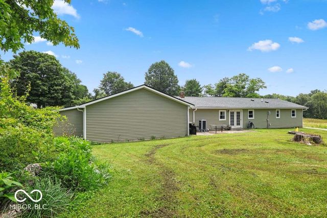 387 Center Street, Spencer, IN 47460