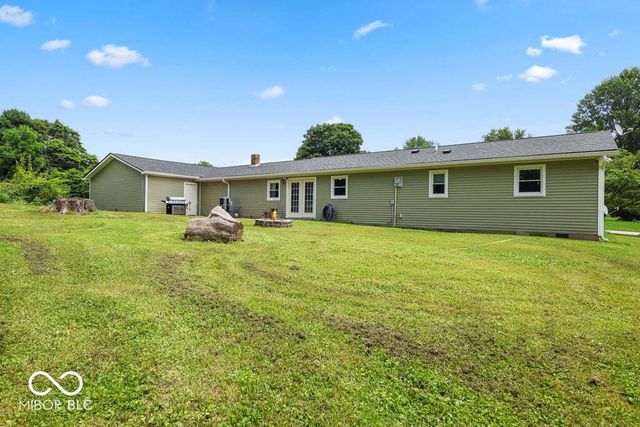 387 Center Street, Spencer, IN 47460