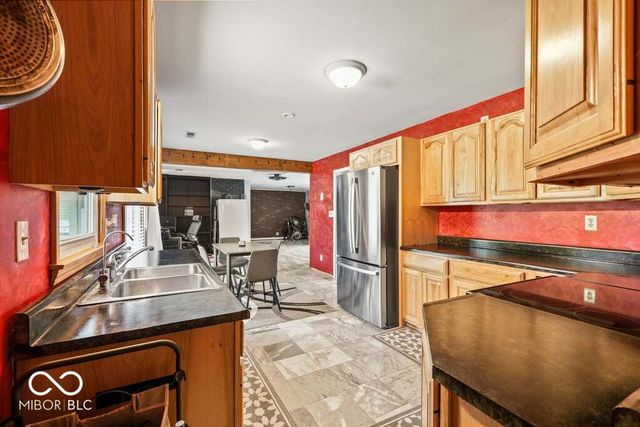 387 Center Street, Spencer, IN 47460