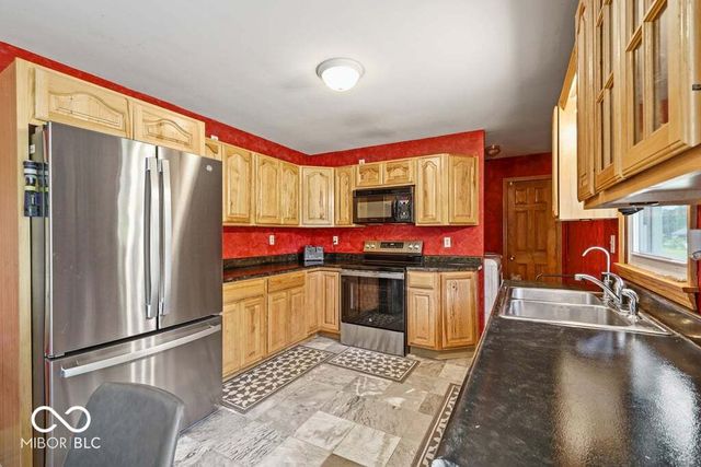 387 Center Street, Spencer, IN 47460