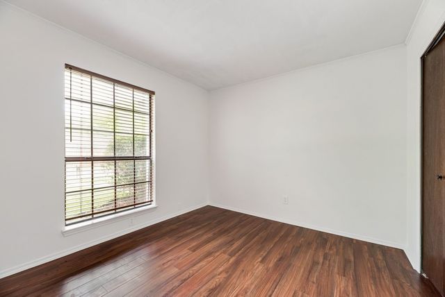 4012 Shackelford Drive, Mesquite, TX 75150