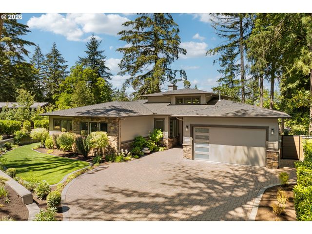 1923 MAPLELEAF Ct, Lake Oswego, OR 97034