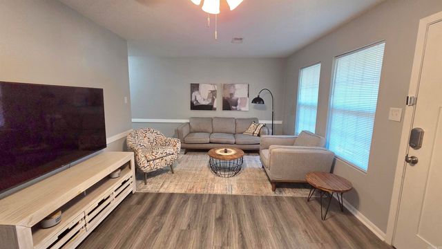909 Shall Court, Jacksonville, AR 72076