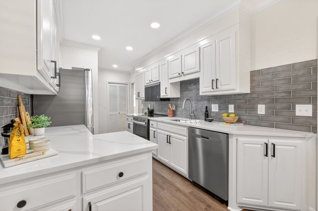 8048 Sunrise Cir, Franklin, TN 37067