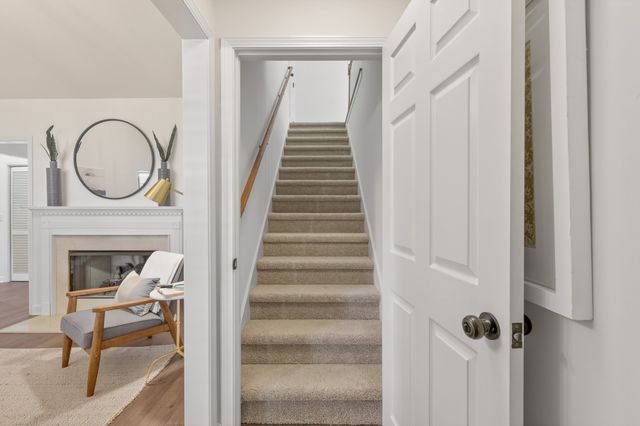 8048 Sunrise Cir, Franklin, TN 37067