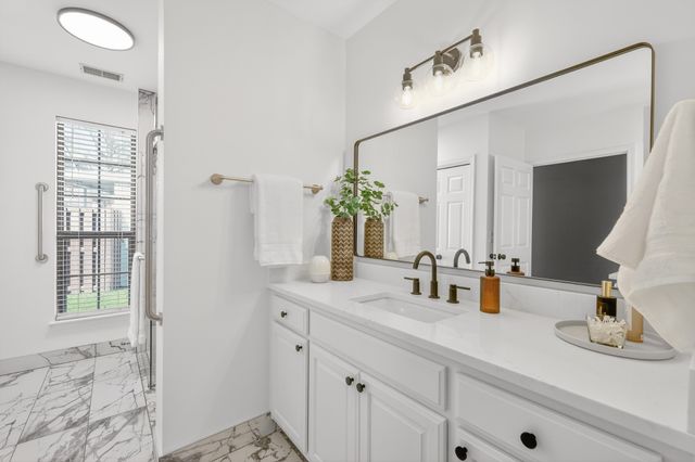 8048 Sunrise Cir, Franklin, TN 37067