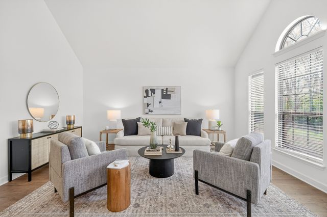 8048 Sunrise Cir, Franklin, TN 37067