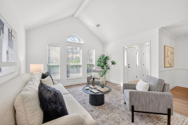 8048 Sunrise Cir, Franklin, TN 37067