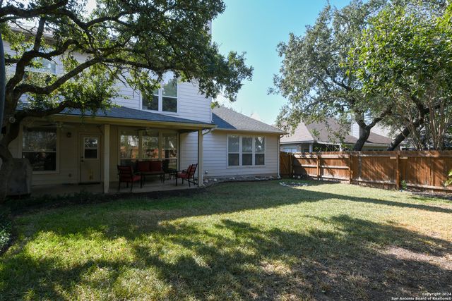 607 WILDGROVE LN, San Antonio, TX 78258