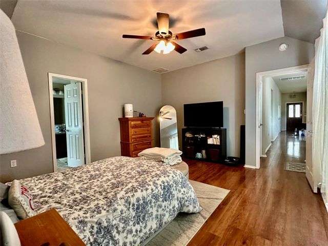 7521 Cedar Edge DR, Austin, TX 78744