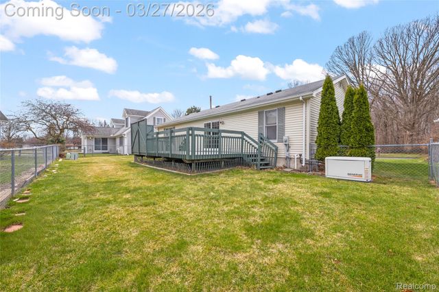 8118 Emerald Lane W, Westland, MI 48185