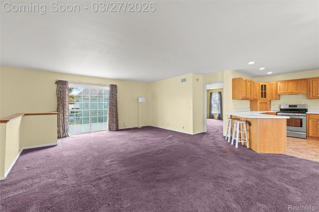 8118 Emerald Lane W, Westland, MI 48185