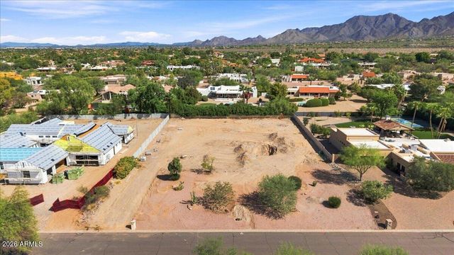 10510 E WETHERSFIELD Road 13, Scottsdale, AZ 85259